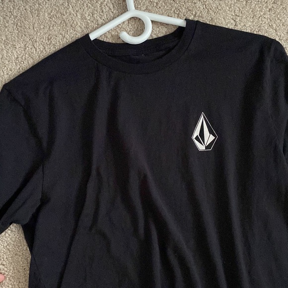 Volcom tees - Picture 8 of 9
